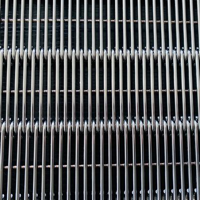 Durable Stainless Steel Mesh Chain Conveyor Belts Woven Nets Metal Belts With 30cm-4m Width In Plywood Box